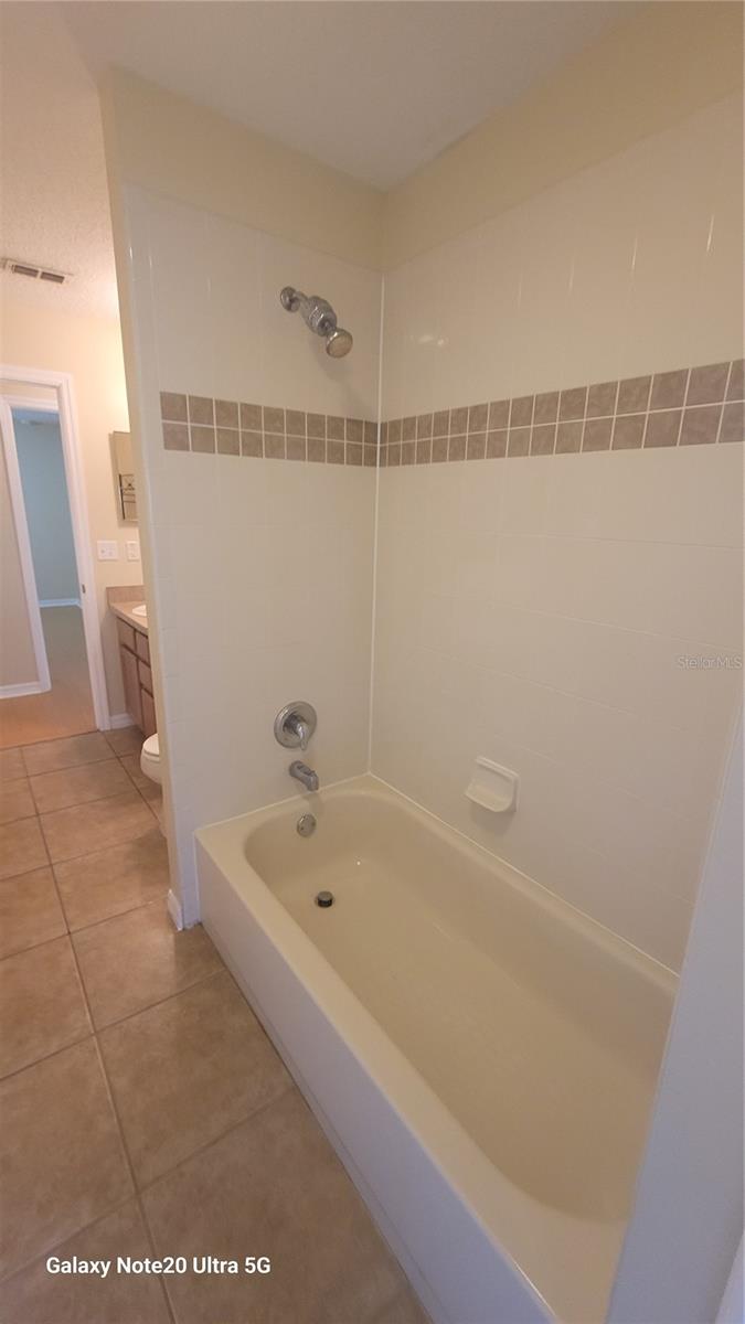 Image 14 of 19 For 182 Compass Rose Drive