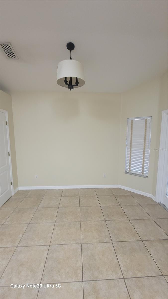 Image 6 of 19 For 182 Compass Rose Drive