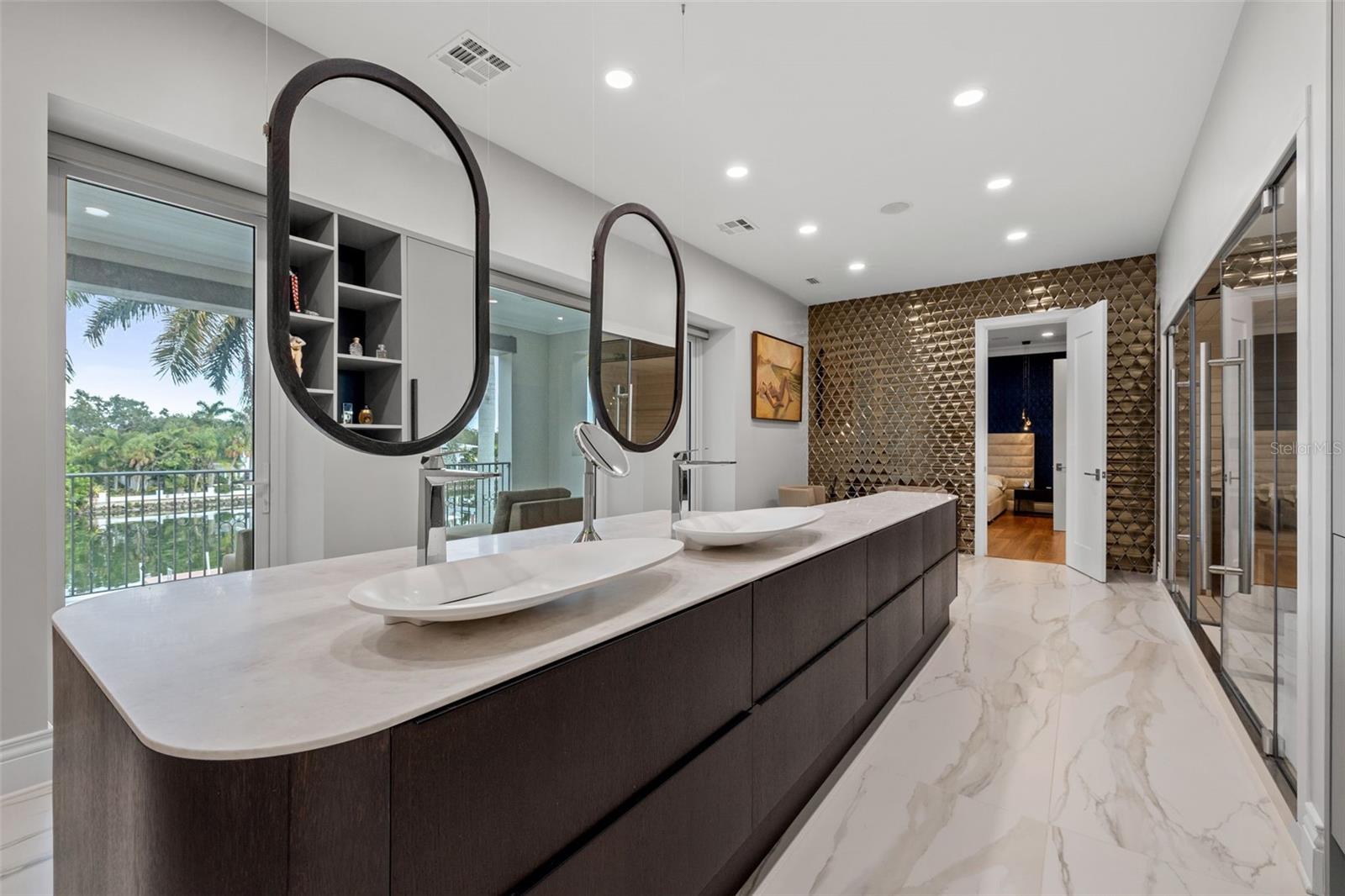 Listing photo id 39 for 851 Brightwaters Boulevard Ne