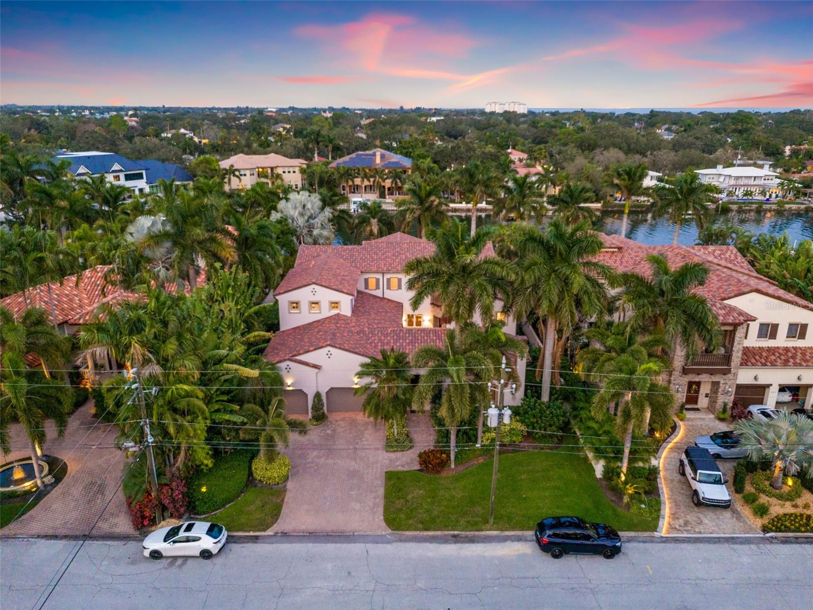 Listing photo id 67 for 851 Brightwaters Boulevard Ne