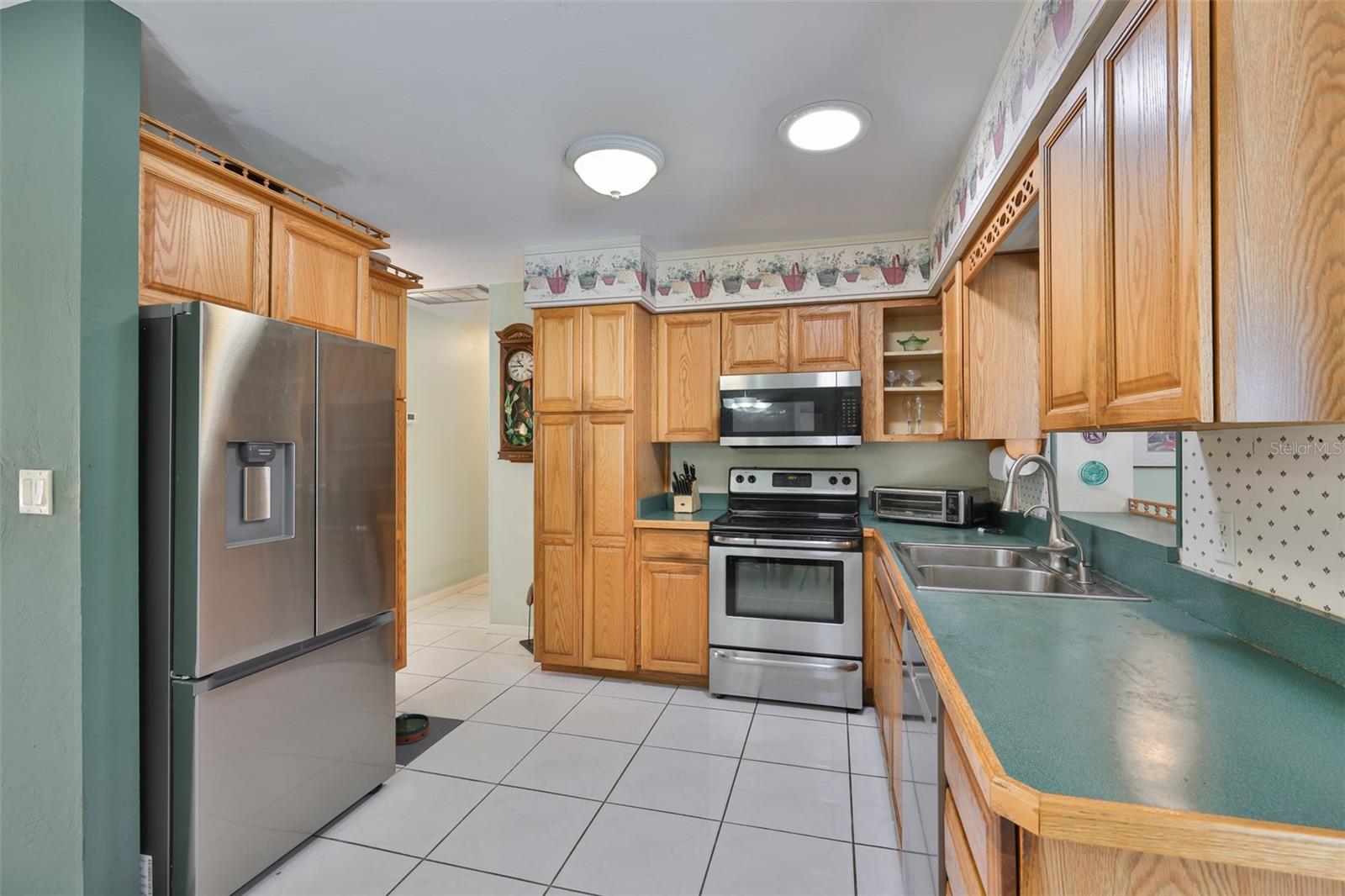 Image 10 of 49 For 6728 19th Street N