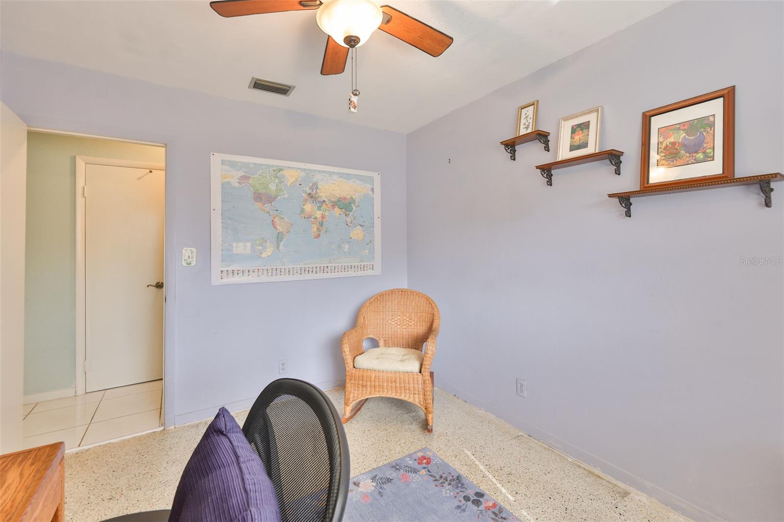 Image 22 of 49 For 6728 19th Street N