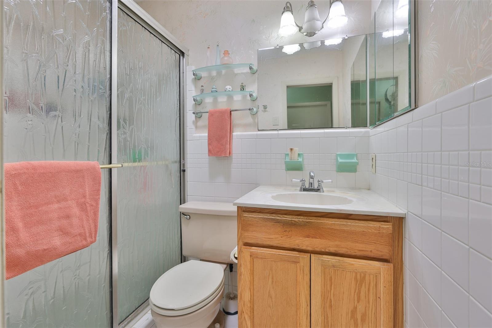 Image 26 of 49 For 6728 19th Street N