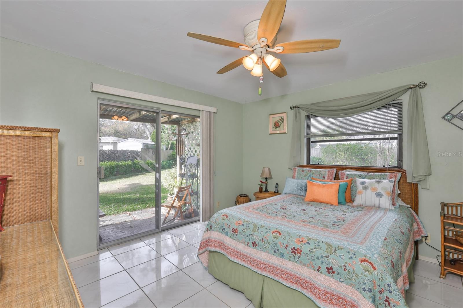 Image 27 of 49 For 6728 19th Street N