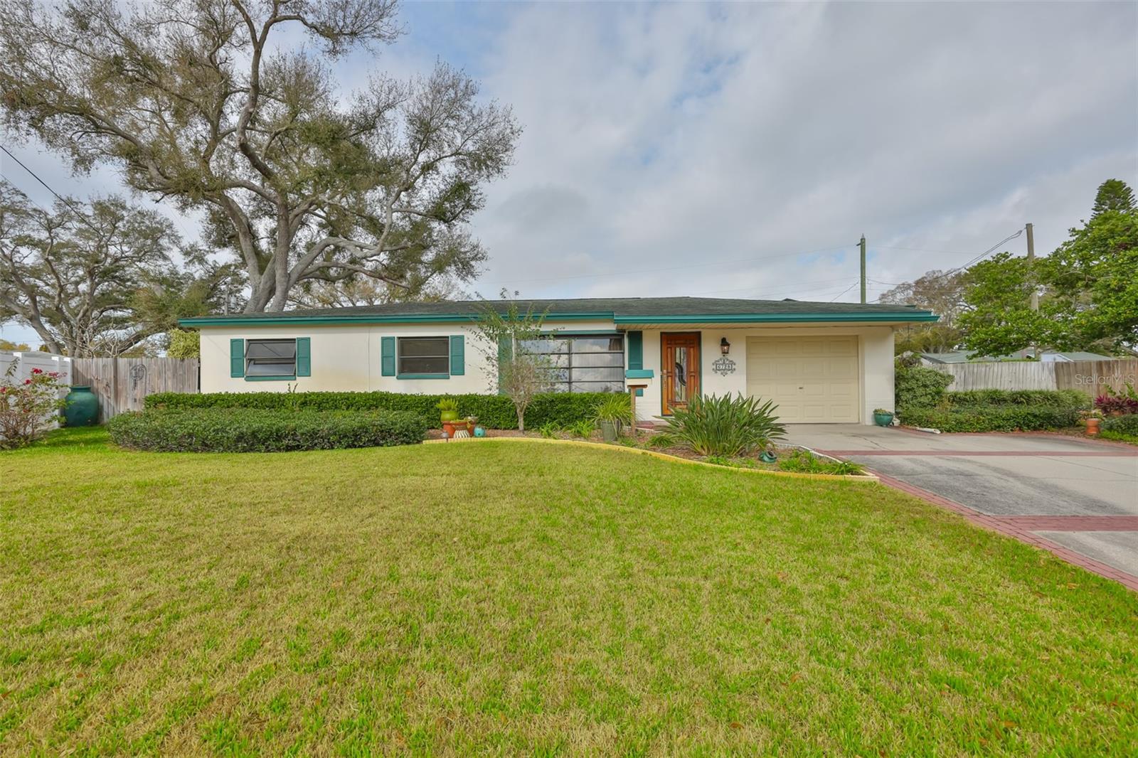 Image 41 of 49 For 6728 19th Street N