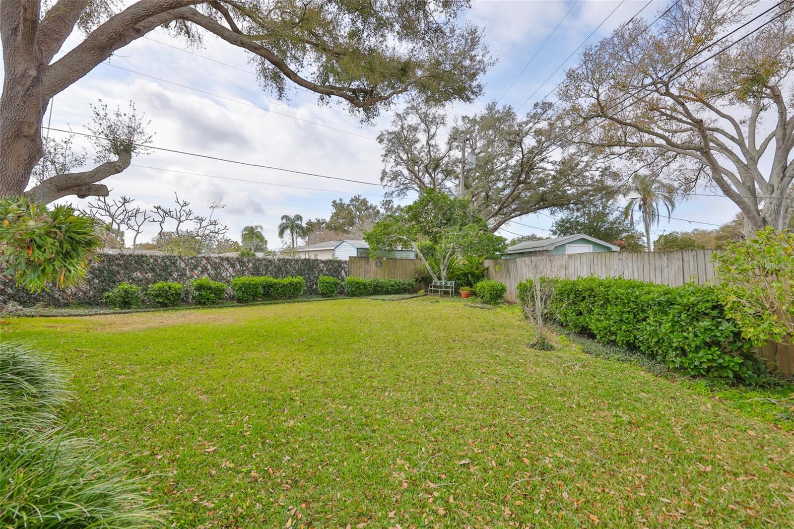 Image 5 of 49 For 6728 19th Street N