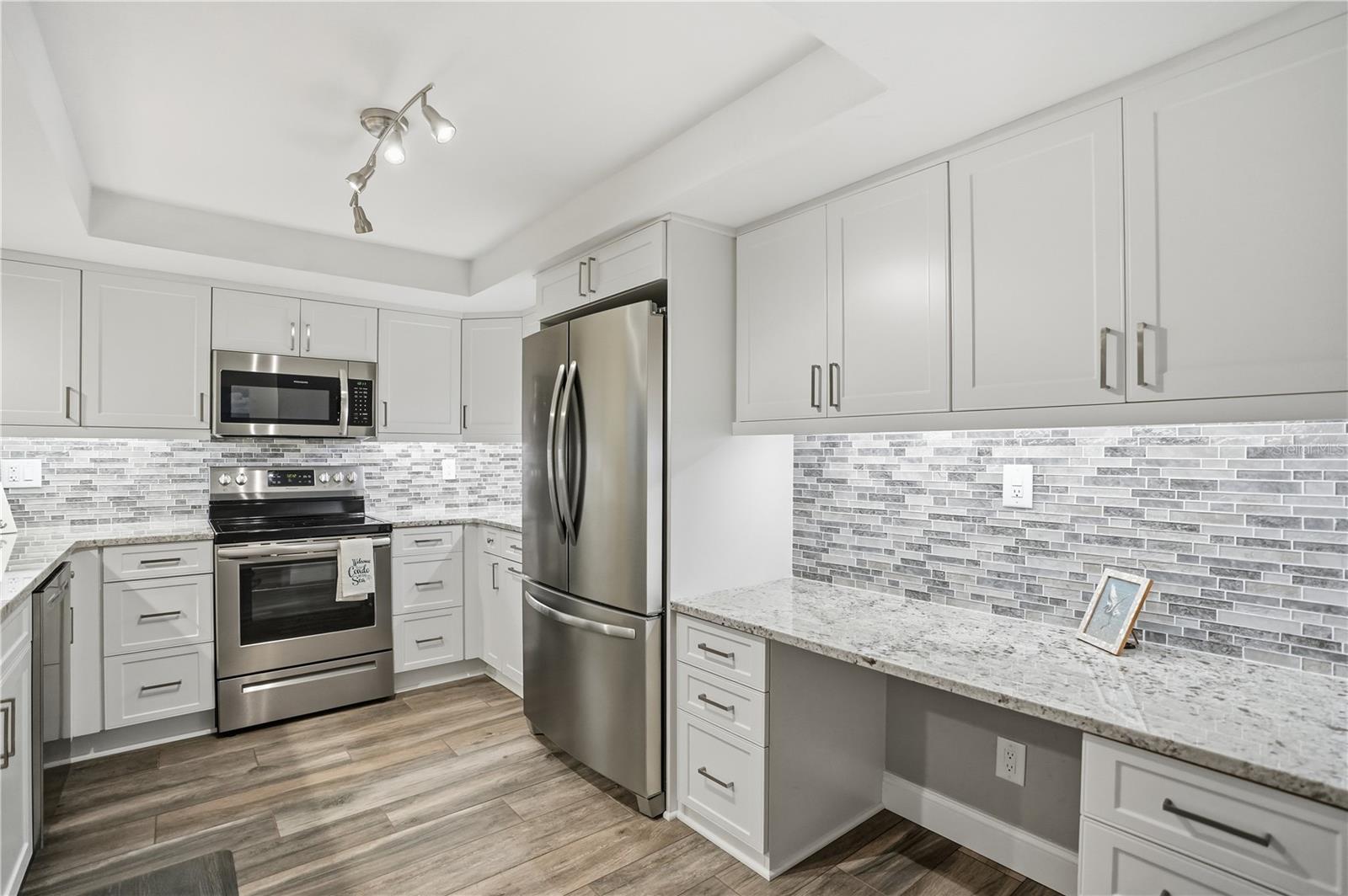 Image 12 of 39 For 16330 Gulf Boulevard 306