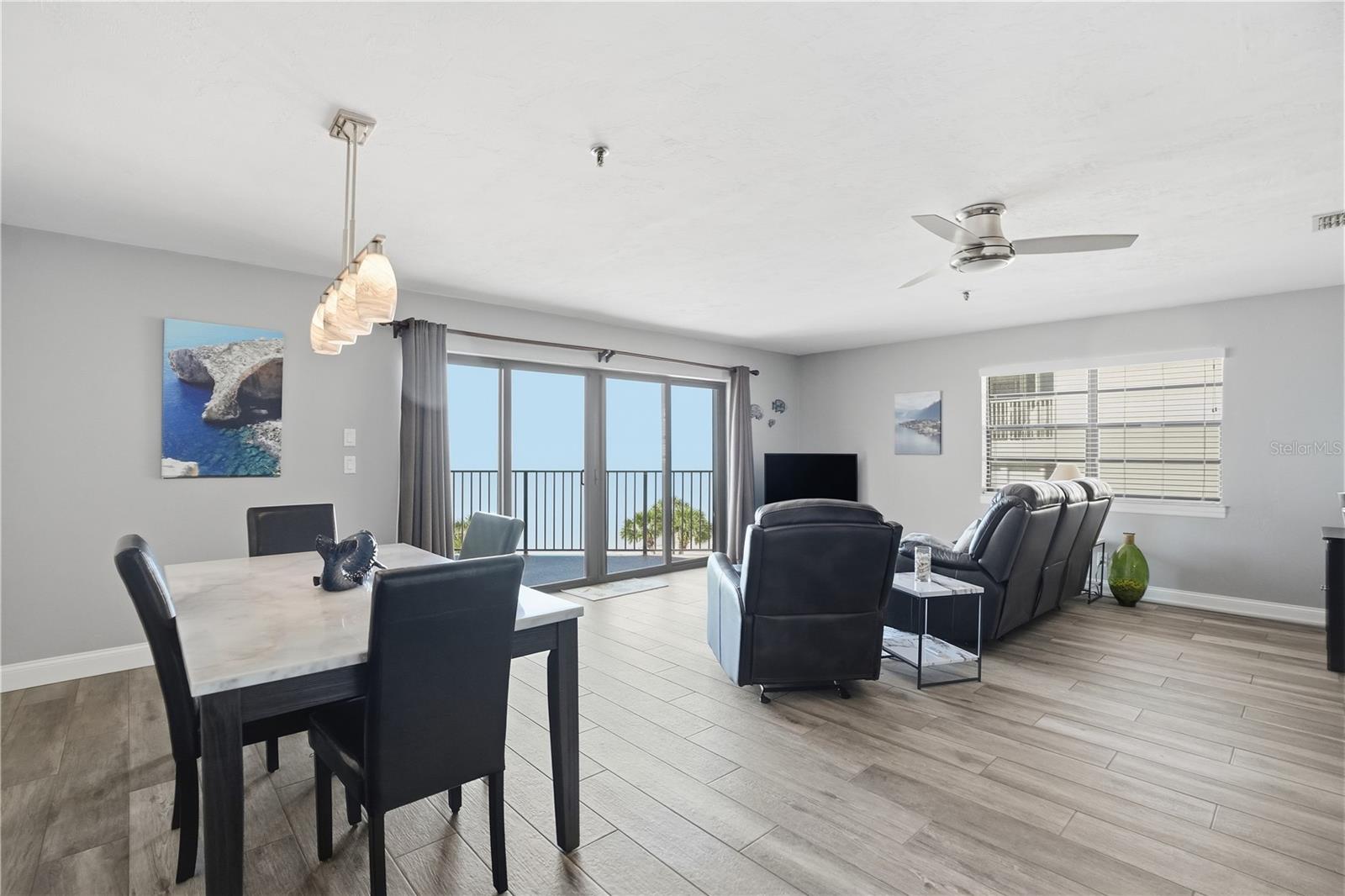 Image 3 of 39 For 16330 Gulf Boulevard 306