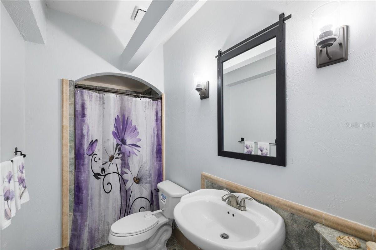 Image 28 of 51 For 3391 Jewfish Drive