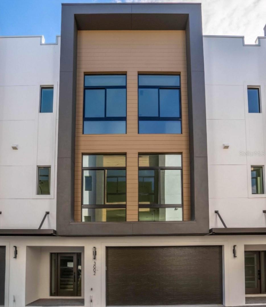 Details for 3002 Platt  8, TAMPA, FL 33609