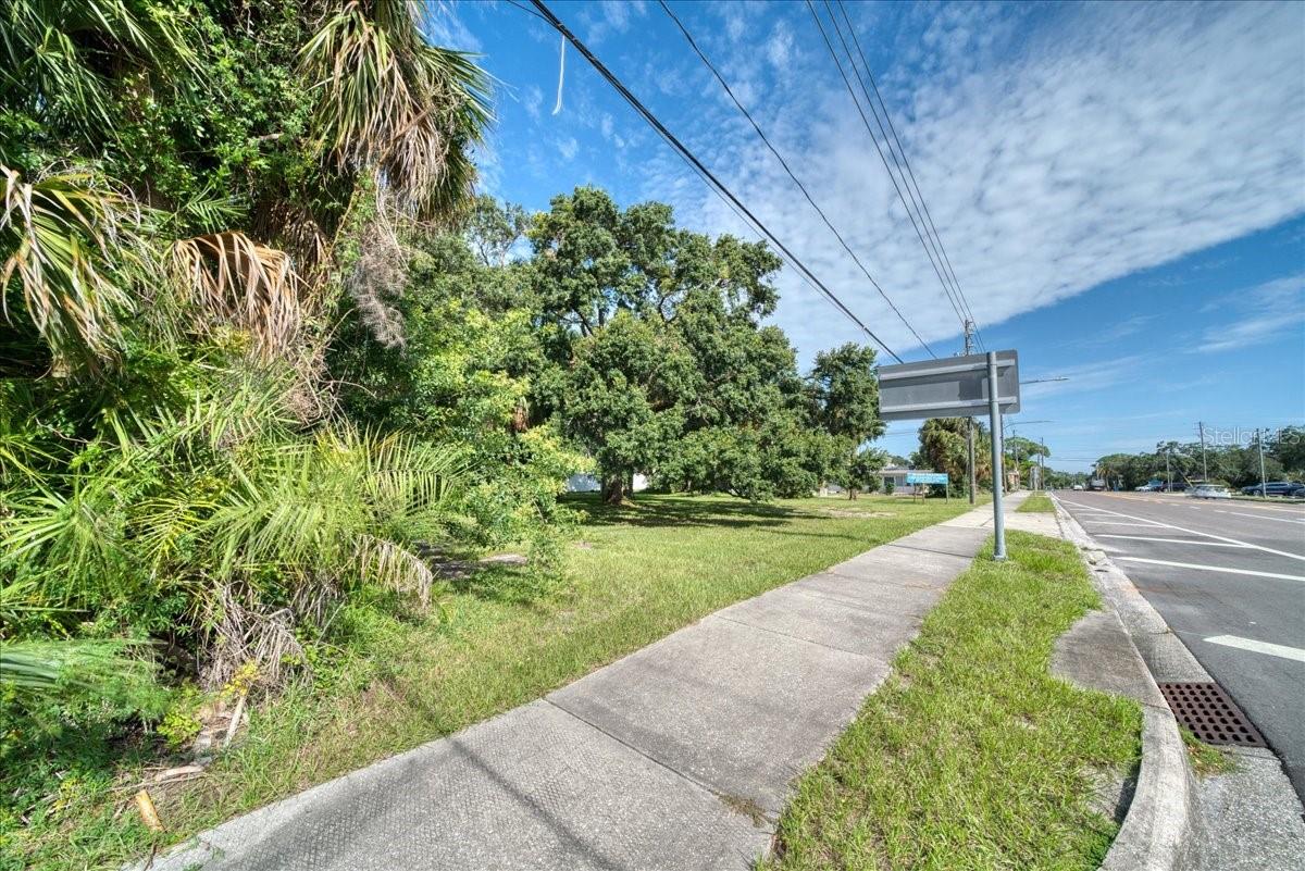 Image 14 of 24 For 1040 Broadway