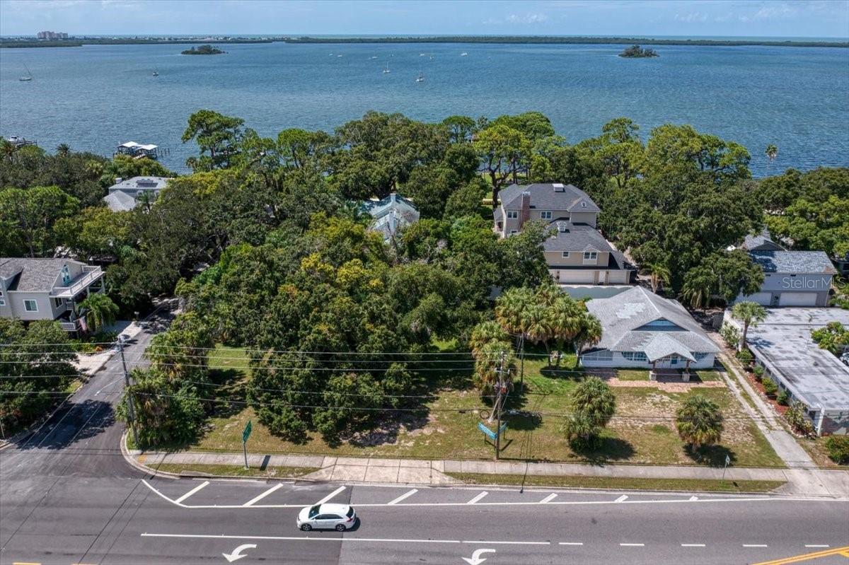 Image 2 of 24 For 1040 Broadway