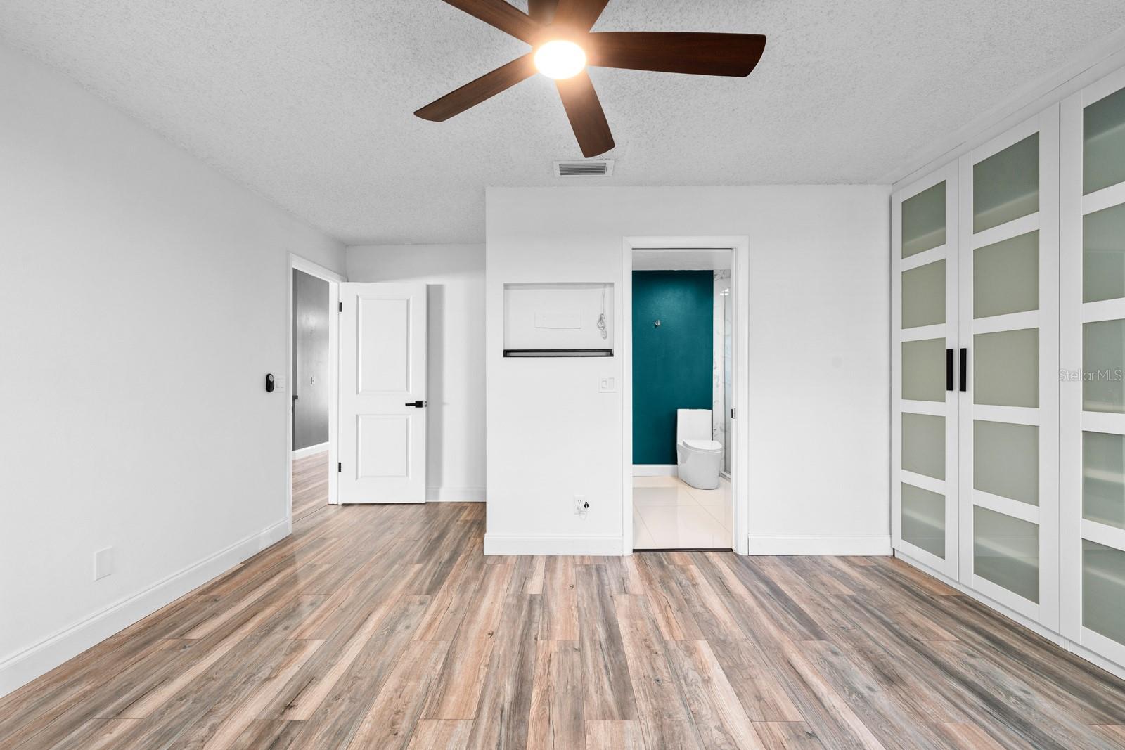 Image 11 of 33 For 12130 Wildbrook Drive