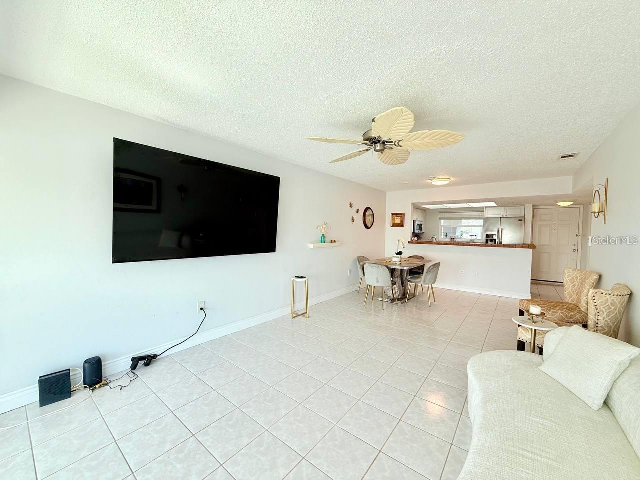 Image 11 of 25 For 19029 Us Highway 19 N 8-31