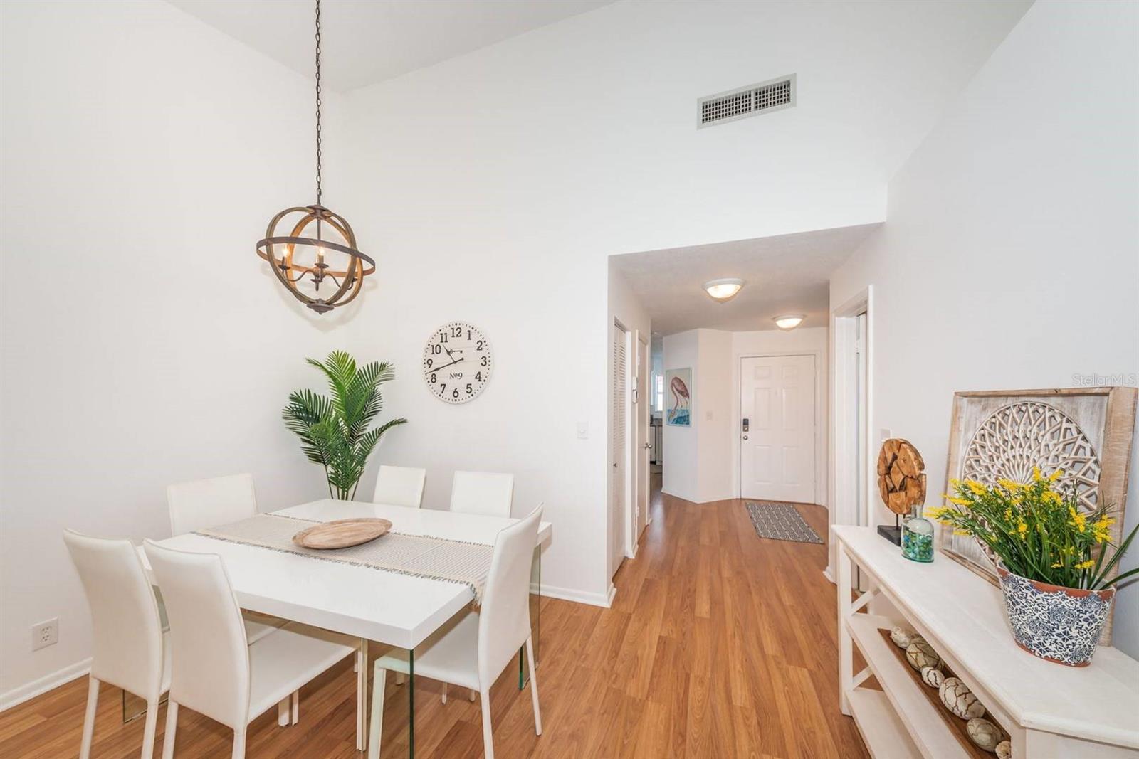 Image 5 of 16 For 6059 Bahia Del Mar Boulevard 241