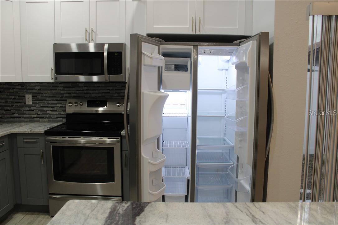 Image 5 of 32 For 11401 Waveland Way