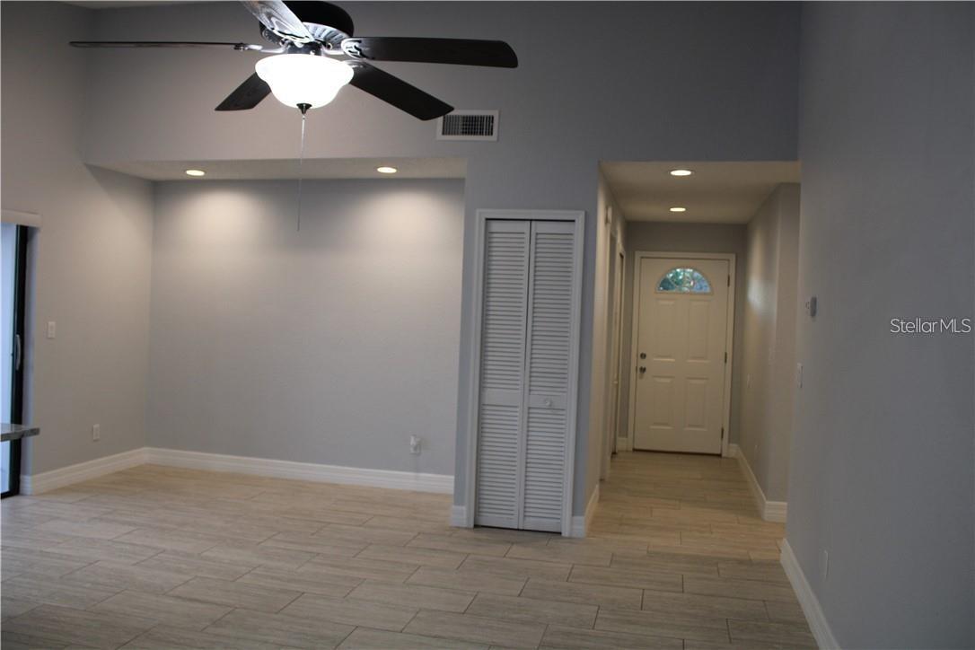 Image 6 of 32 For 11401 Waveland Way