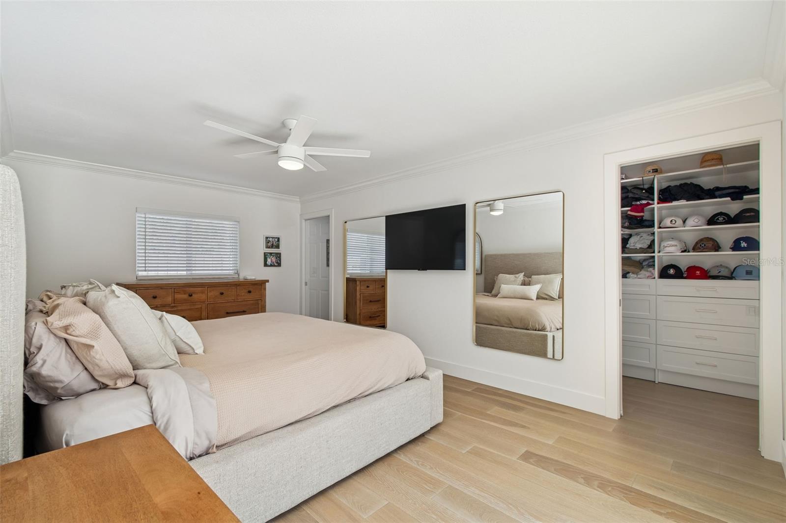 Image 25 of 55 For 5213 Venetian Boulevard Ne