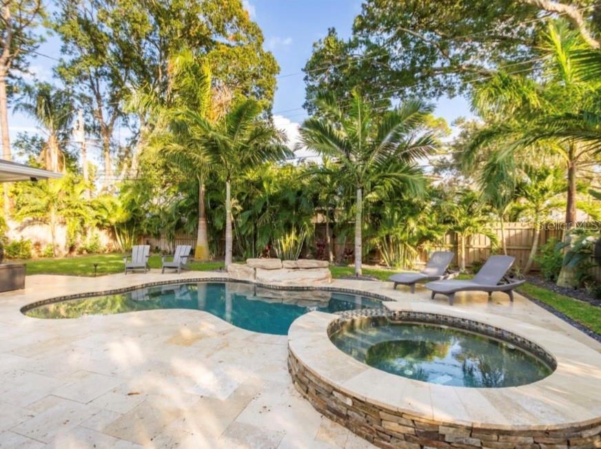 Image 4 of 55 For 5213 Venetian Boulevard Ne