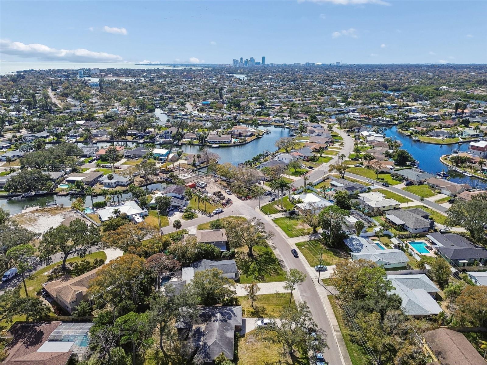 Image 54 of 55 For 5213 Venetian Boulevard Ne