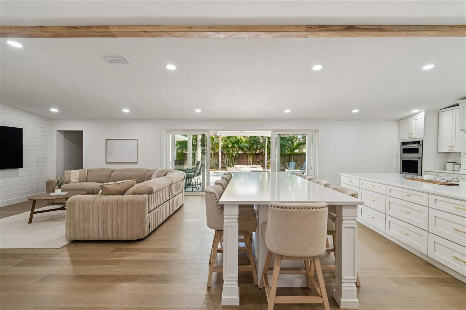 Image 6 of 55 For 5213 Venetian Boulevard Ne