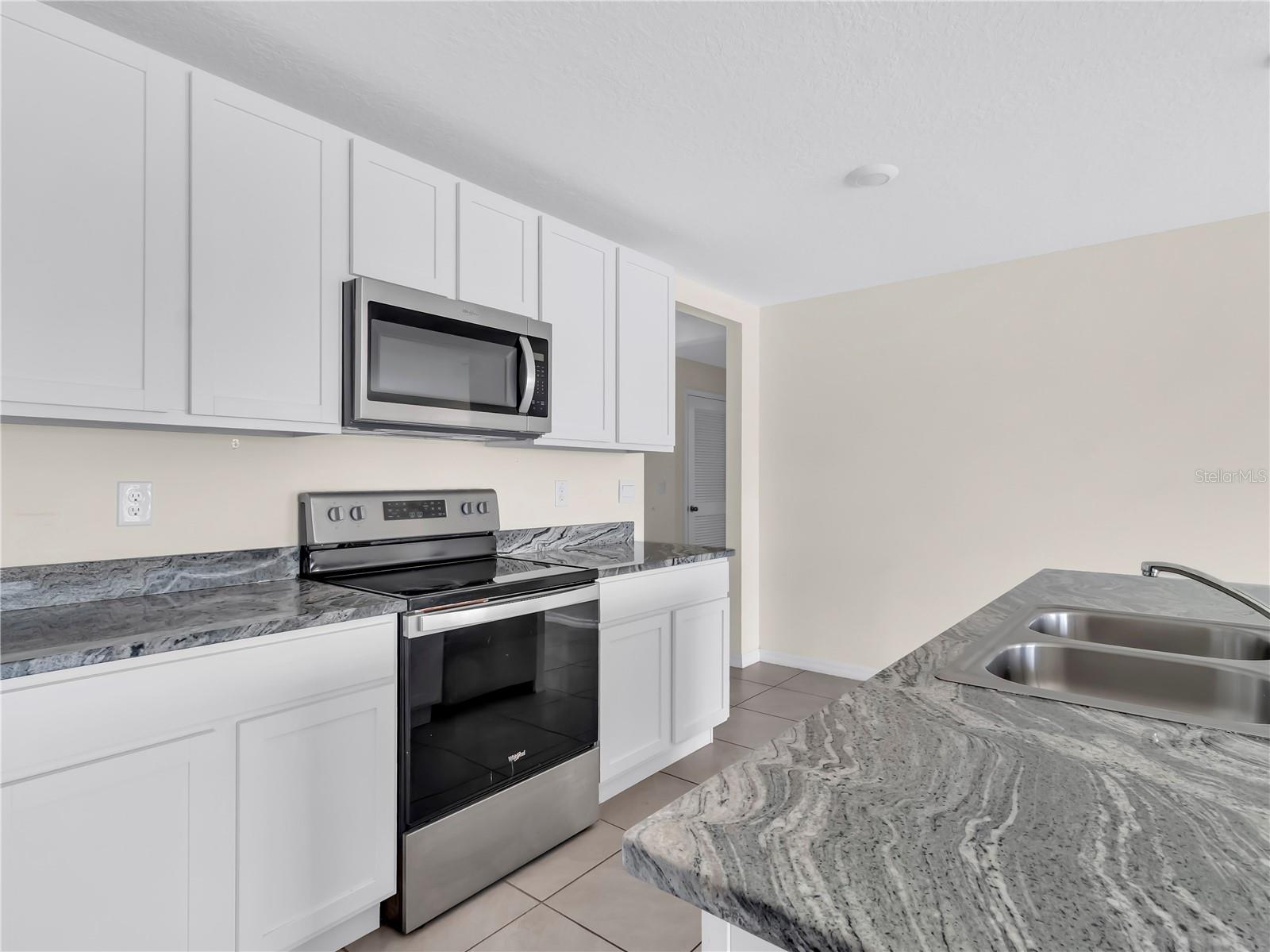 Image 17 of 42 For 16616 Windmill Forge Pass