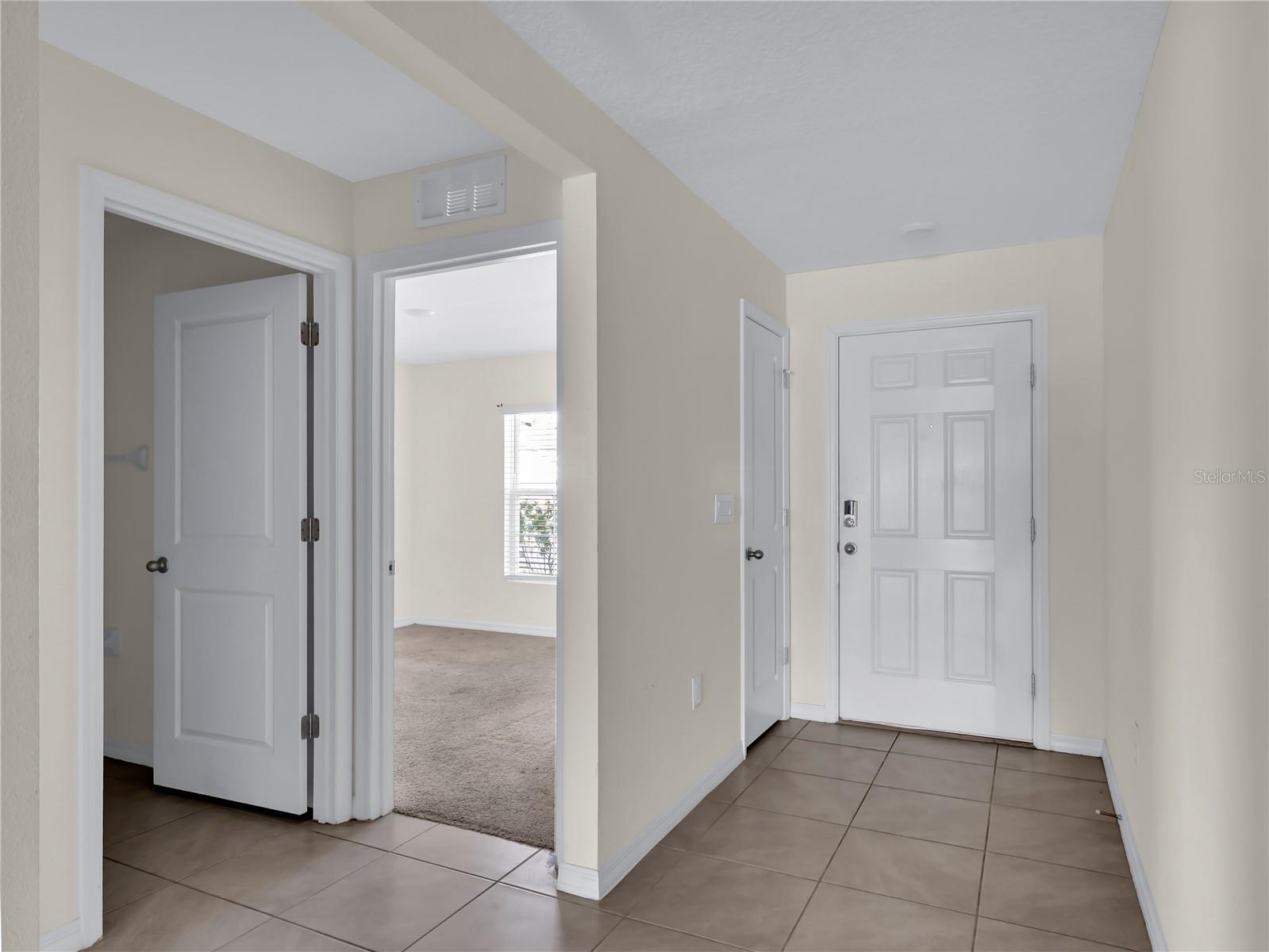 Image 5 of 42 For 16616 Windmill Forge Pass