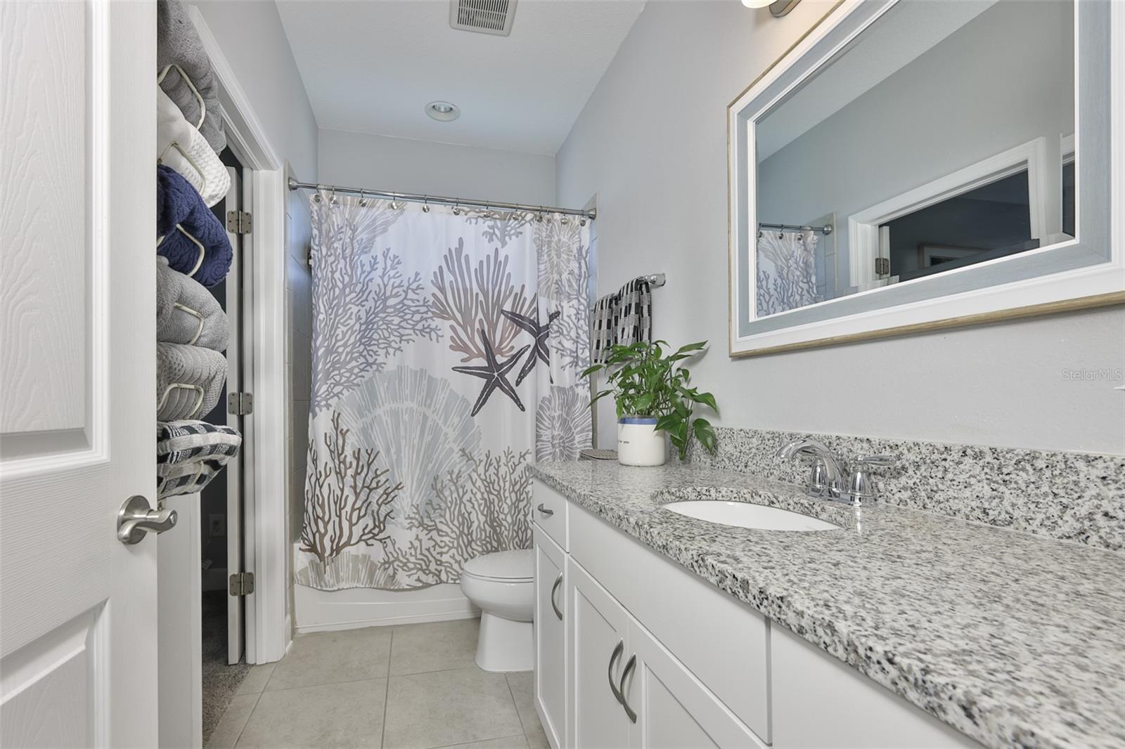 Image 32 of 75 For 5227 Admiral Pointe Drive