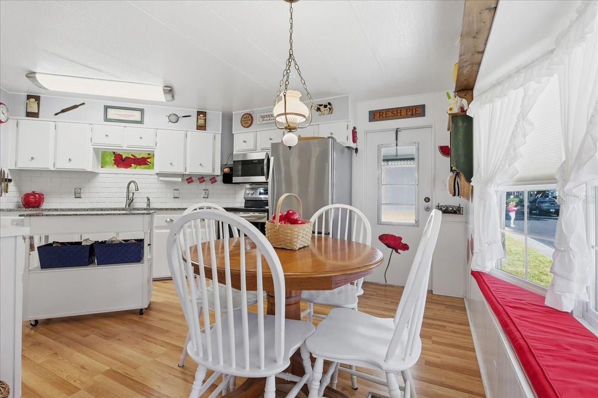 Image 10 of 35 For 130 Patricia Avenue 113