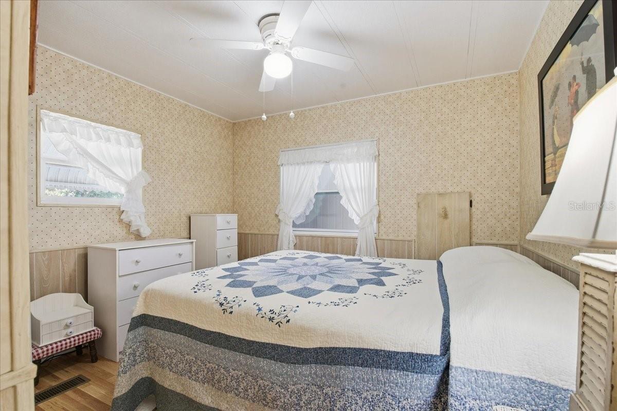 Image 19 of 35 For 130 Patricia Avenue 113