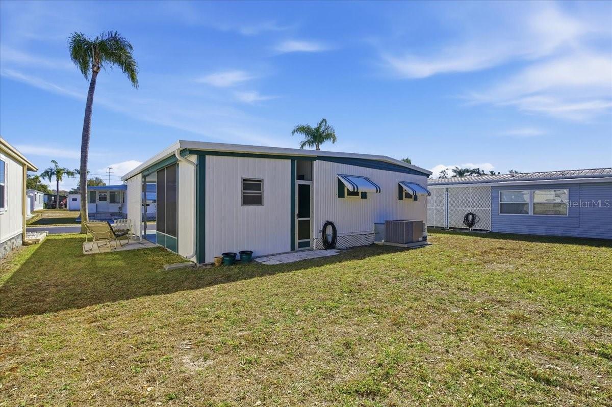 Image 28 of 35 For 130 Patricia Avenue 113