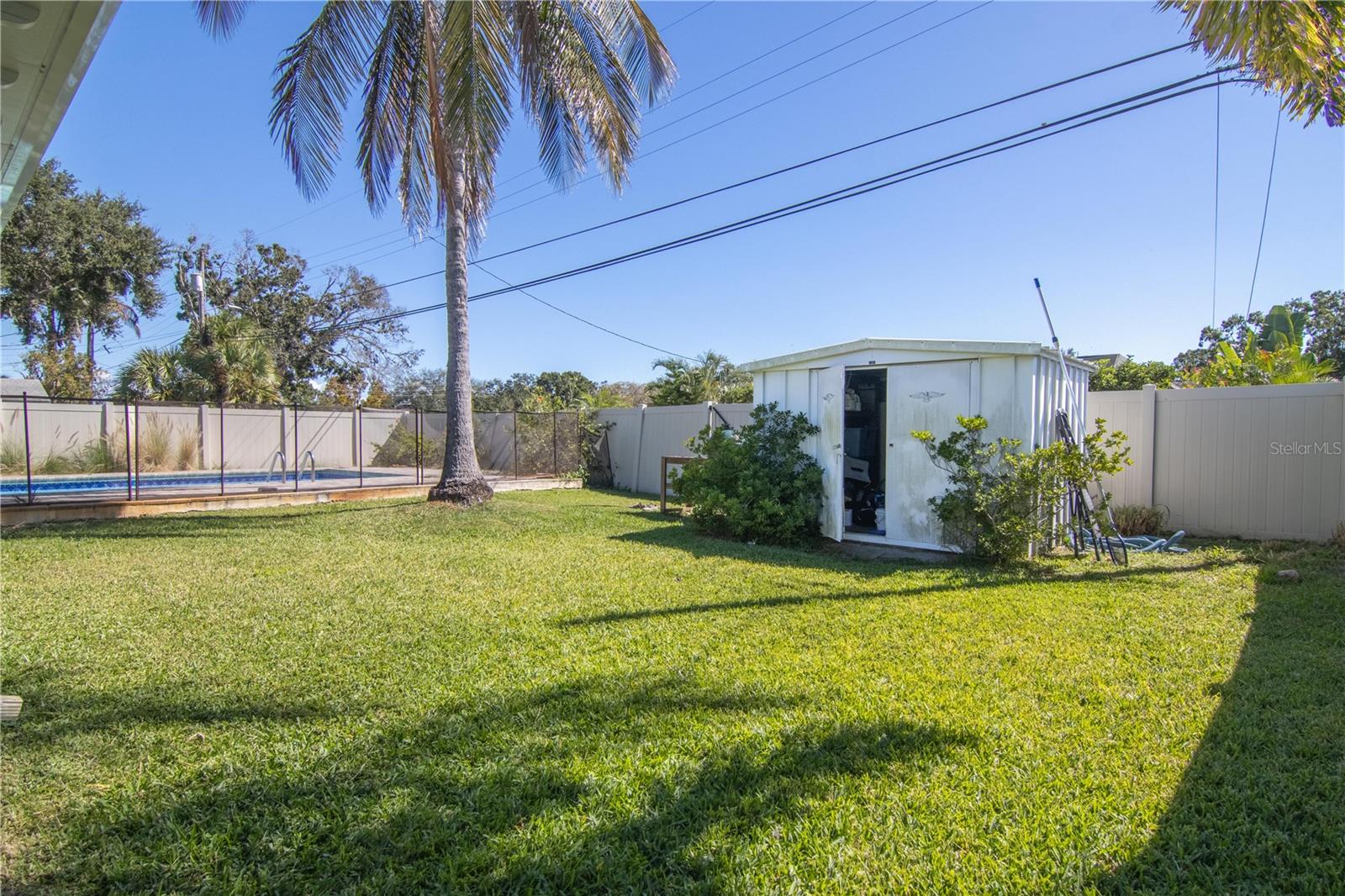 Image 26 of 50 For 600 43rd Avenue Ne