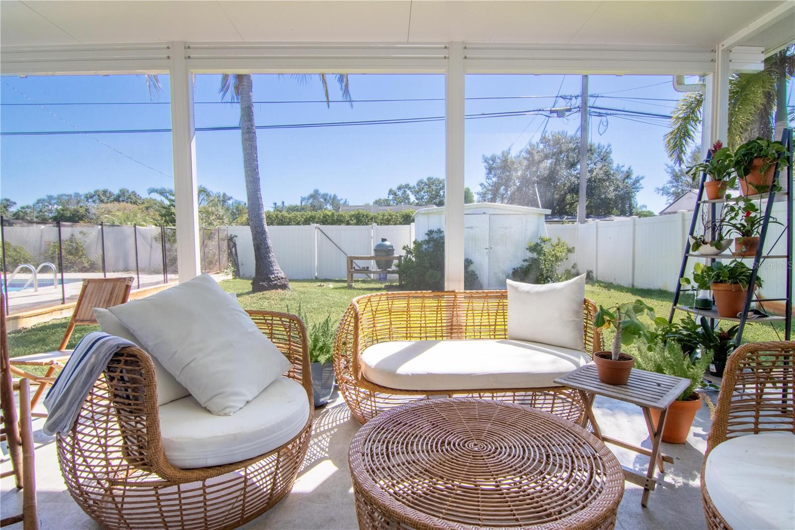 Image 28 of 50 For 600 43rd Avenue Ne