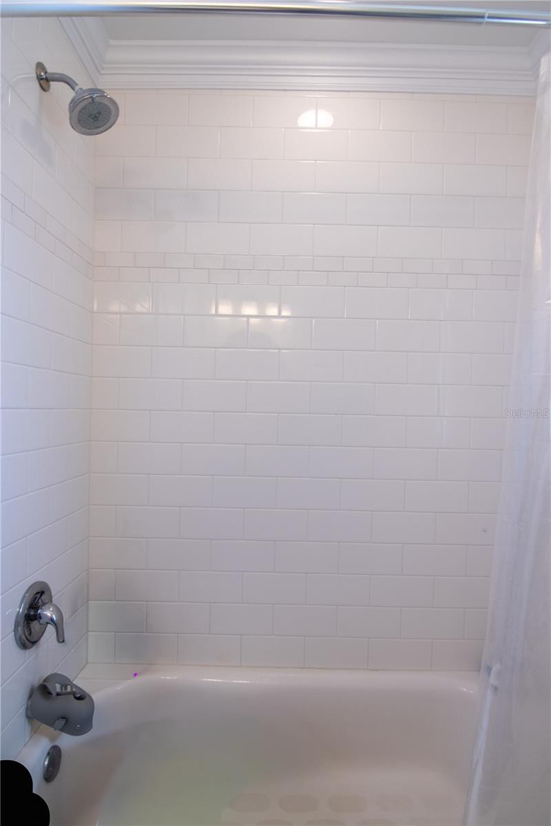 Image 40 of 50 For 600 43rd Avenue Ne