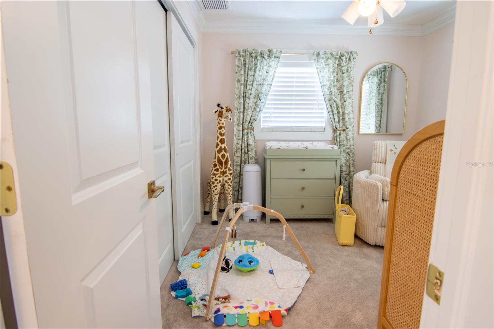 Image 43 of 50 For 600 43rd Avenue Ne