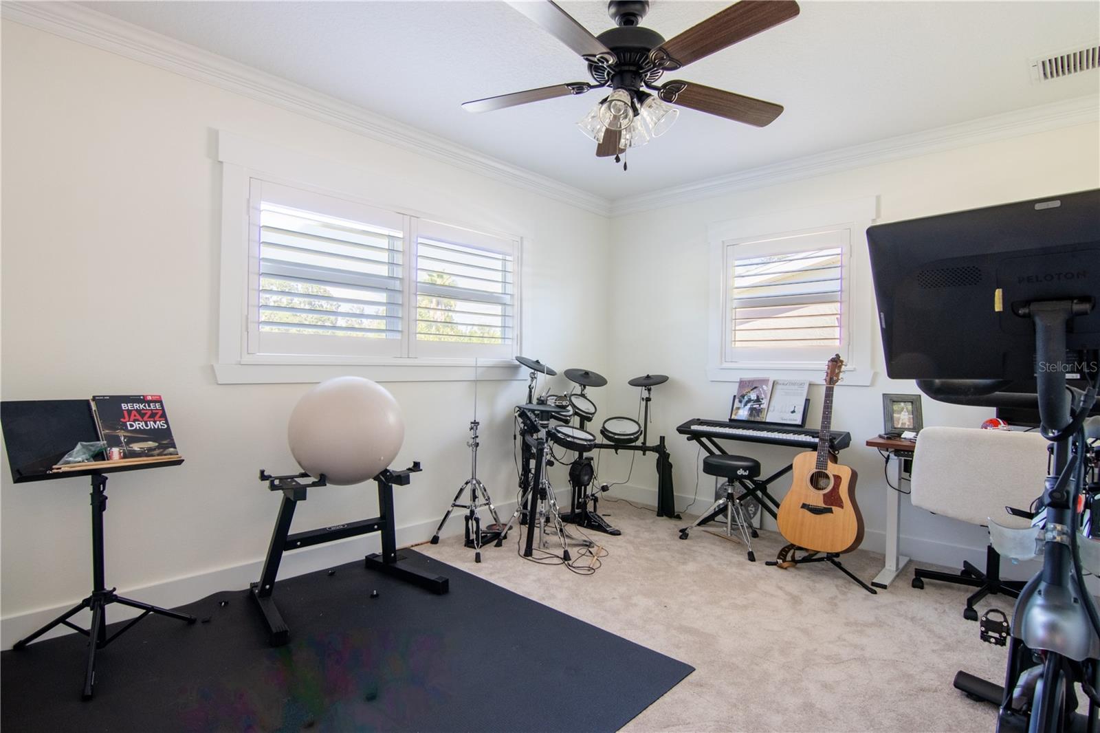 Image 48 of 50 For 600 43rd Avenue Ne