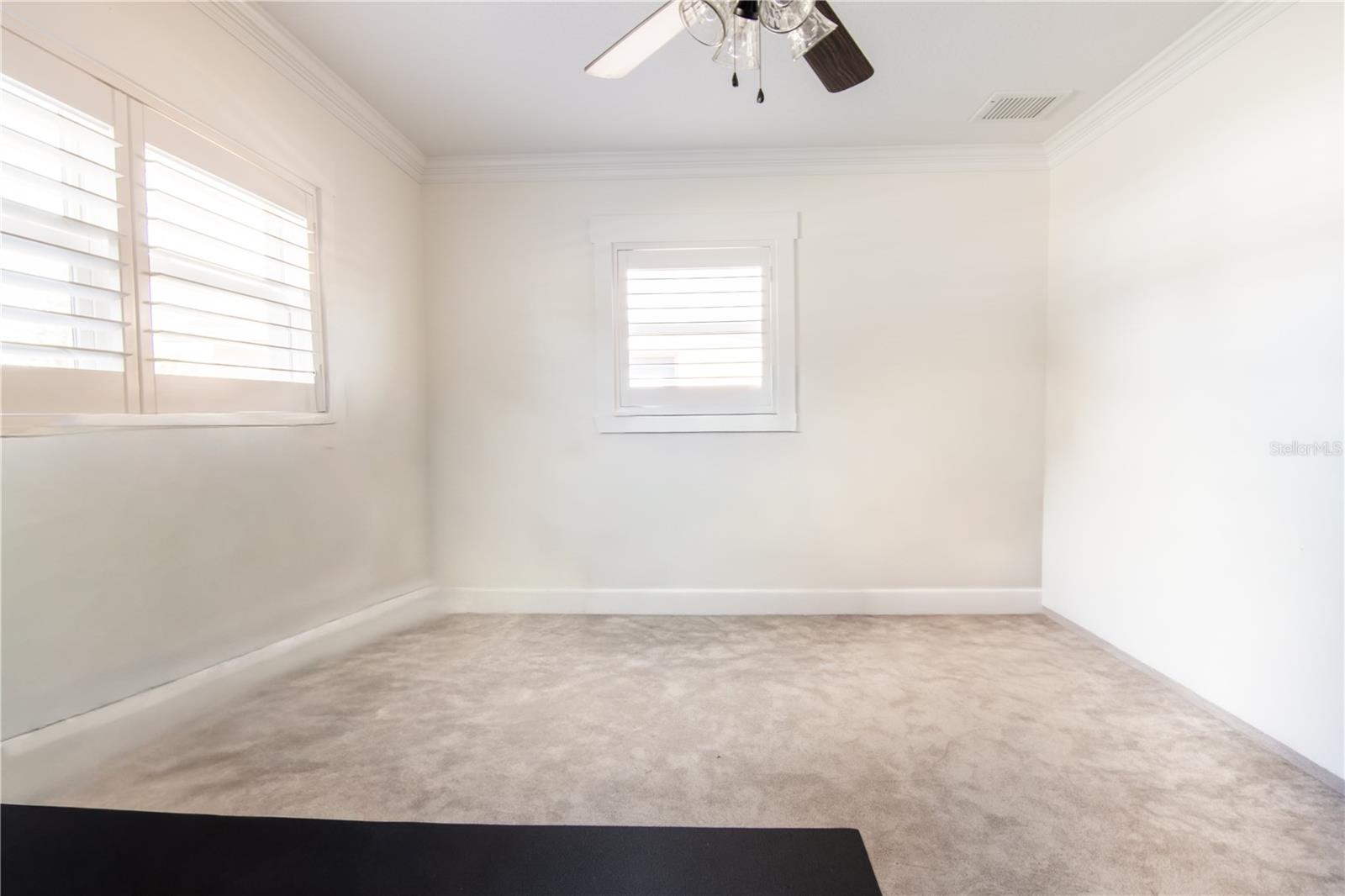 Image 49 of 50 For 600 43rd Avenue Ne