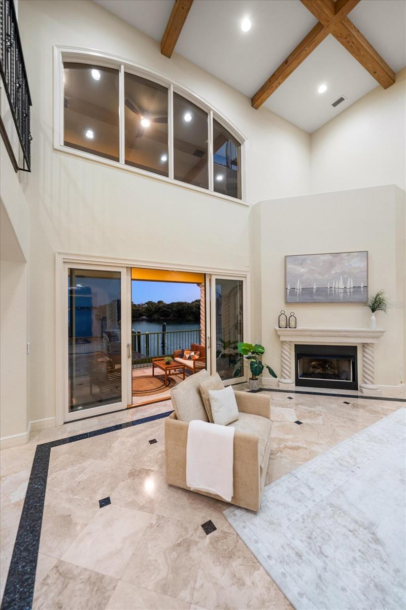 Image 10 of 100 For 903 Harbor Drive