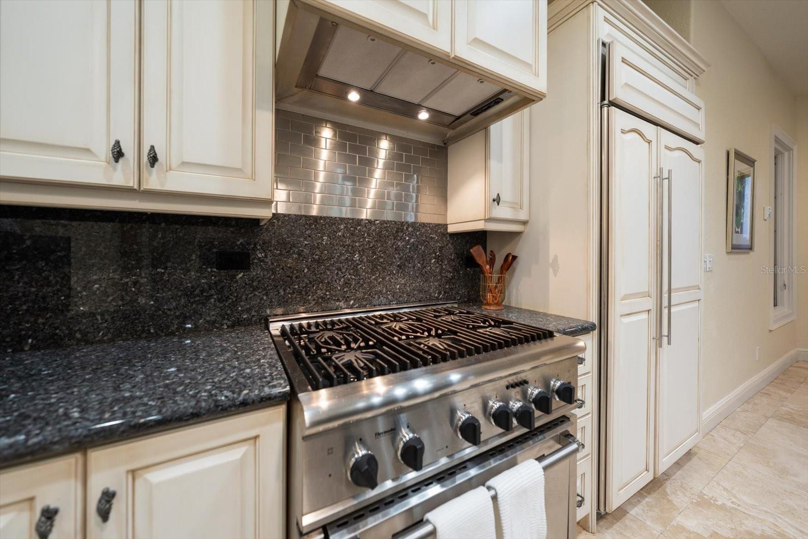 Image 16 of 100 For 903 Harbor Drive