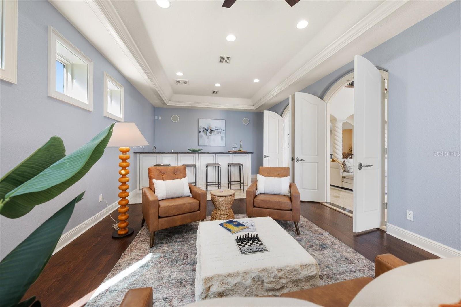 Image 20 of 100 For 903 Harbor Drive