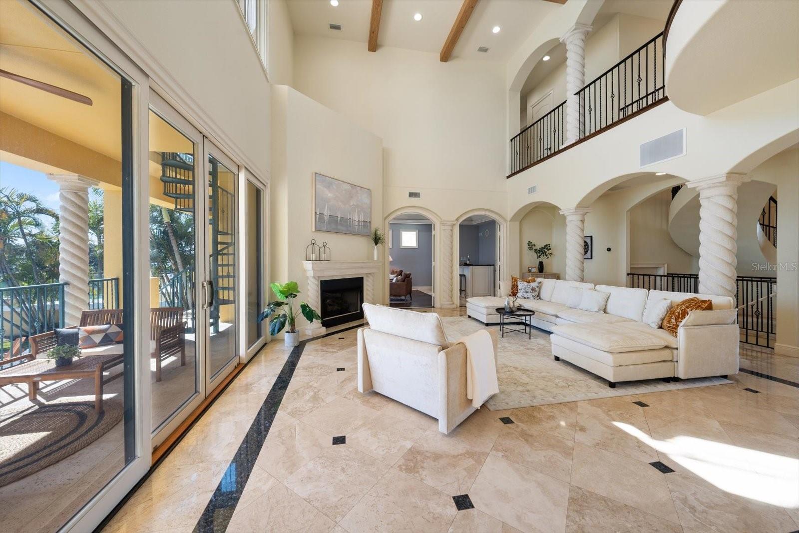 Image 28 of 100 For 903 Harbor Drive