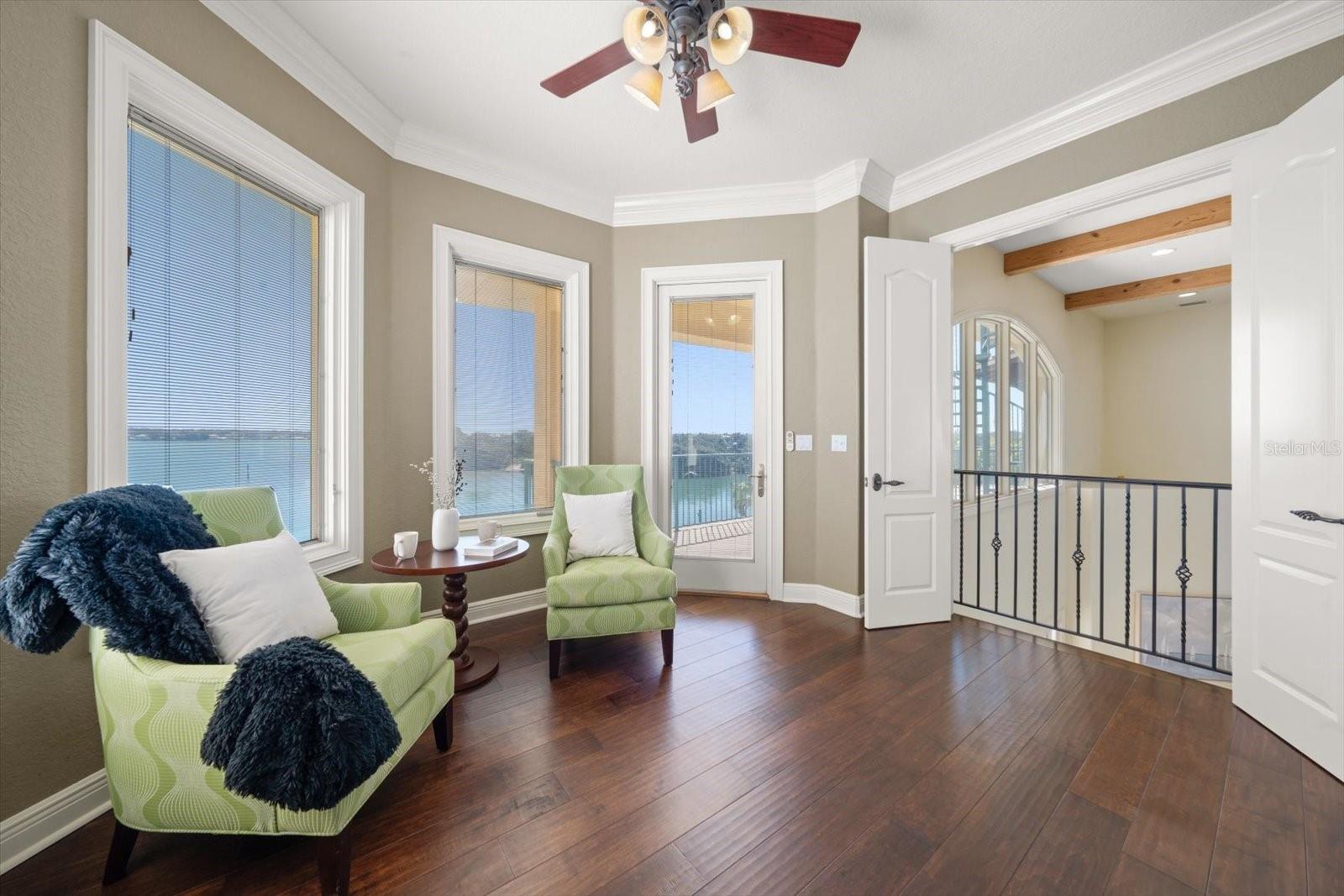 Image 30 of 100 For 903 Harbor Drive