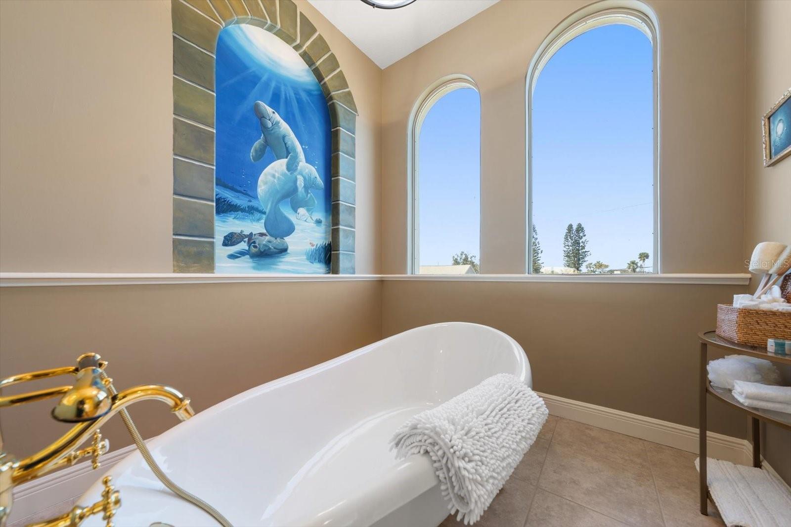 Image 39 of 100 For 903 Harbor Drive