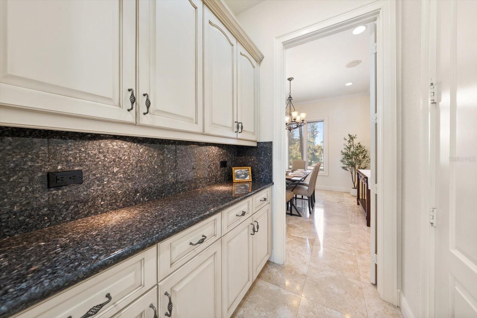 Image 51 of 100 For 903 Harbor Drive