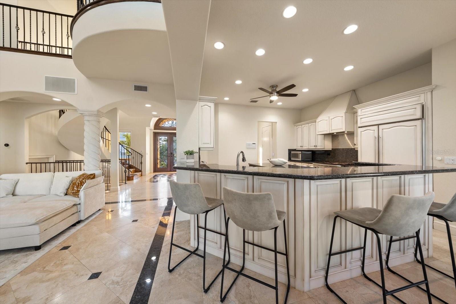 Image 7 of 100 For 903 Harbor Drive