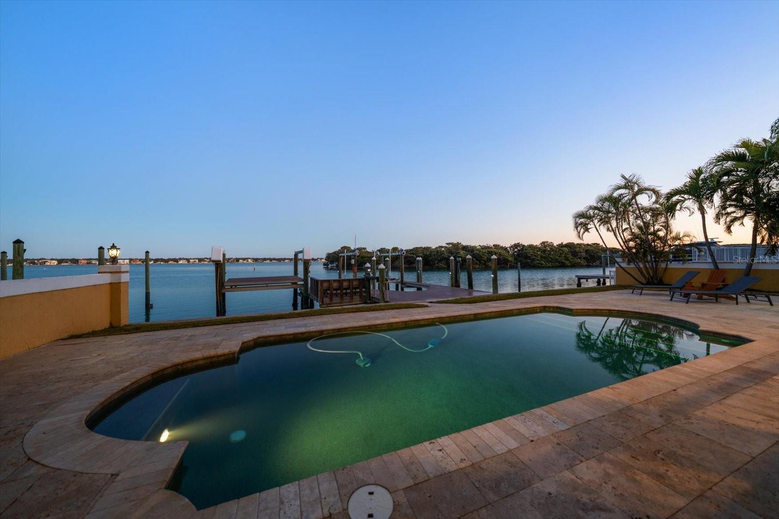 Image 72 of 100 For 903 Harbor Drive