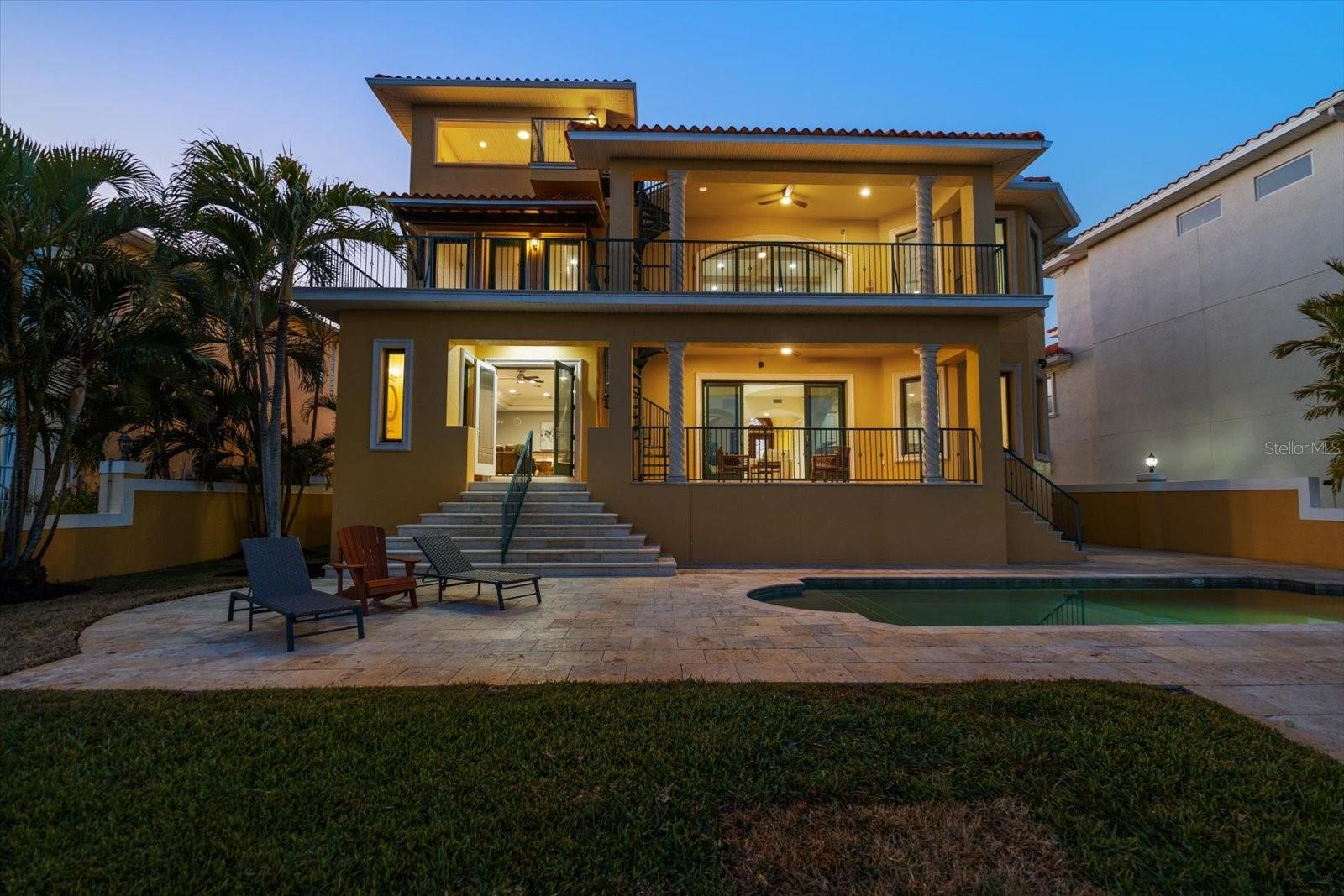 Image 81 of 100 For 903 Harbor Drive