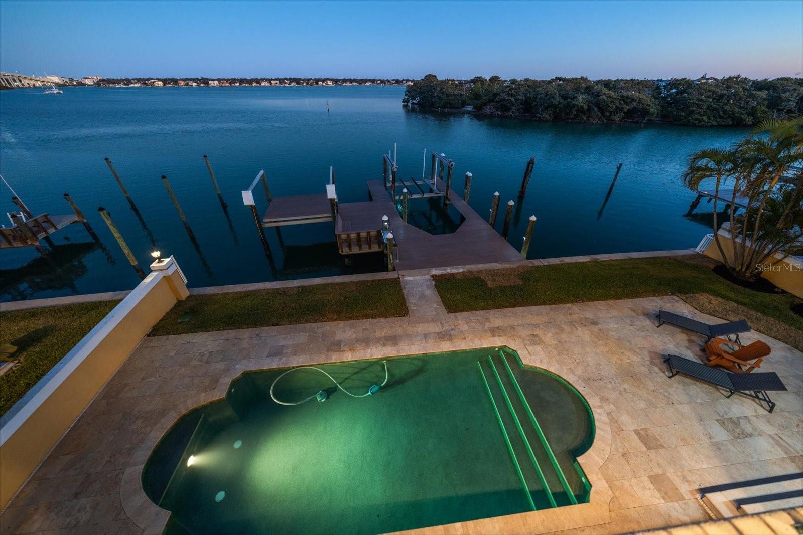 Image 86 of 100 For 903 Harbor Drive