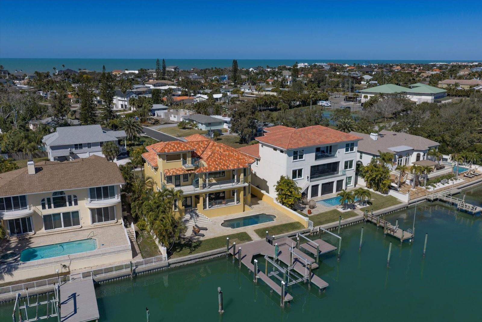 Image 93 of 100 For 903 Harbor Drive