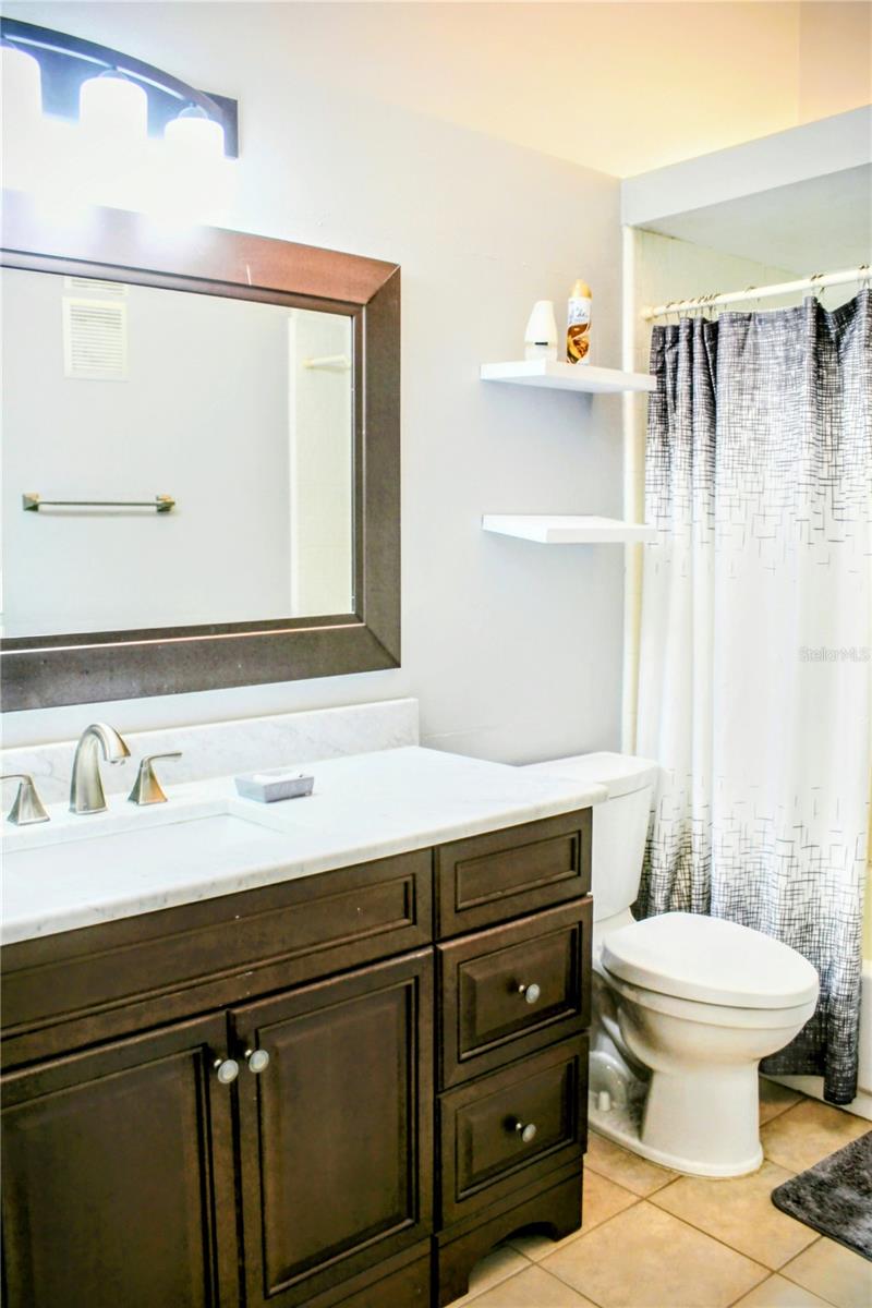 Image 17 of 22 For 11808 Skylake Place D